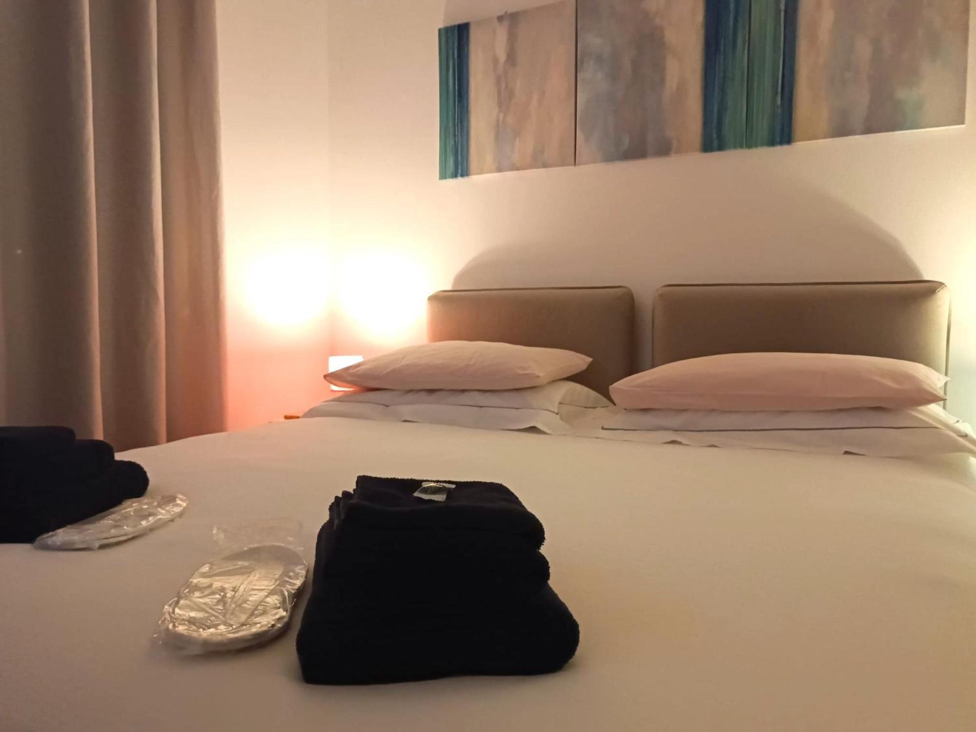 Rose Antiche Vatican B&B โรม ภายนอก รูปภาพ