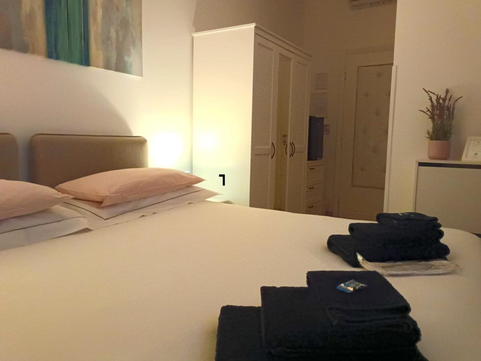 Rose Antiche Vatican B&B โรม ภายนอก รูปภาพ