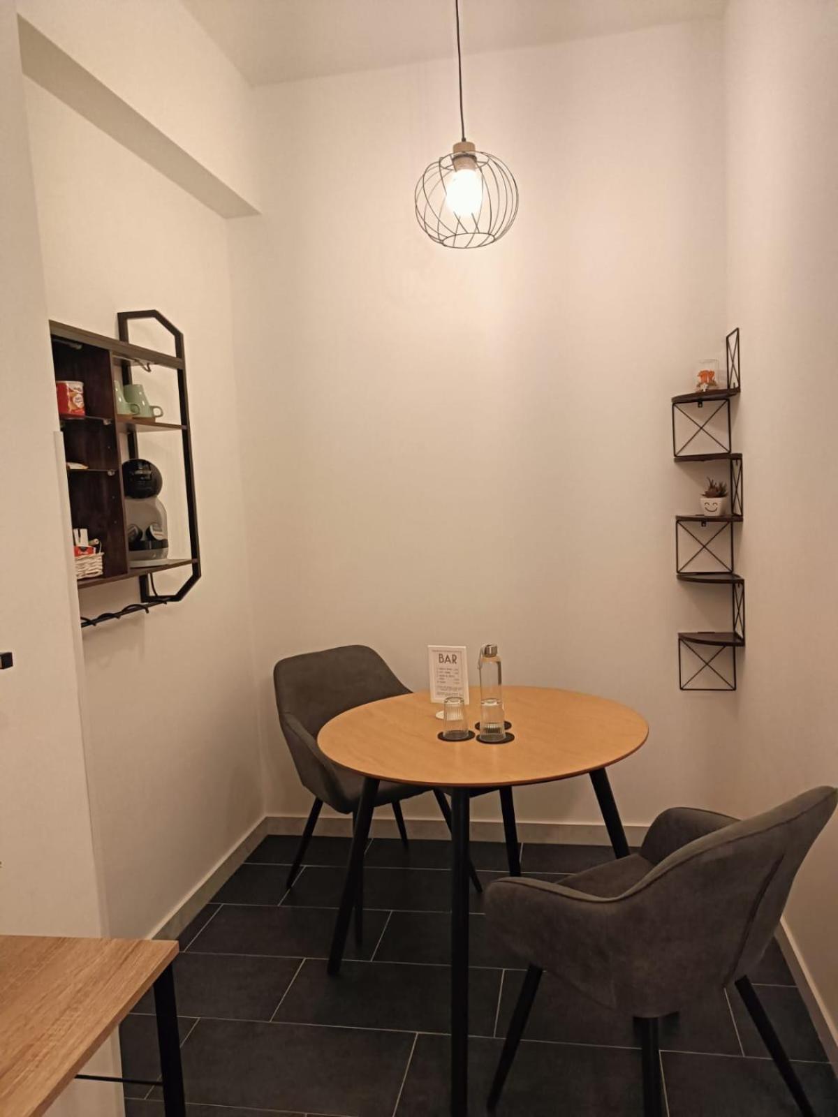 Rose Antiche Vatican B&B โรม ภายนอก รูปภาพ