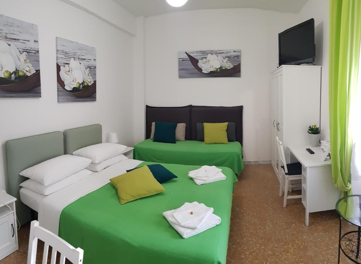Rose Antiche Vatican B&B โรม ภายนอก รูปภาพ